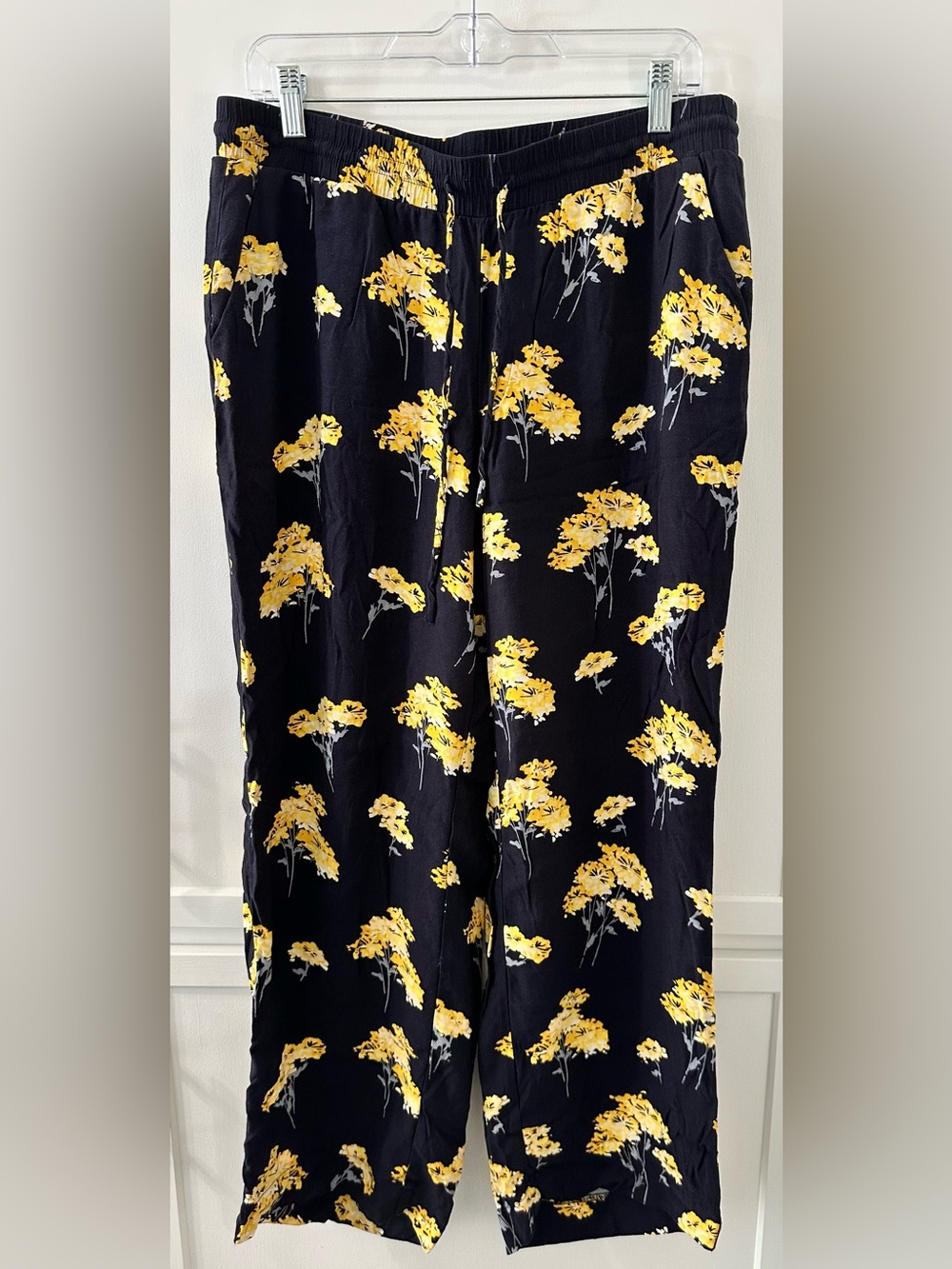 LOFT Women's Floral Cropped Relaxed Fit Drawstring Elastic Waist Pants - Medium